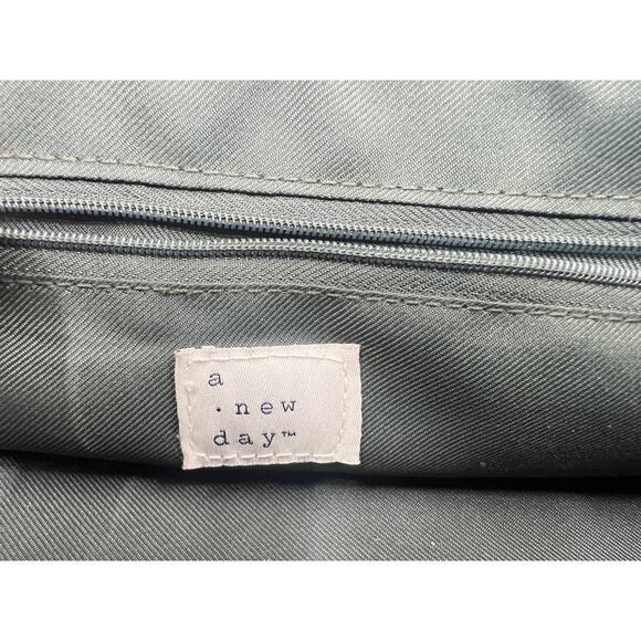 Extra Large Green A New Day Shoulder Bag - Picture 4 of 4